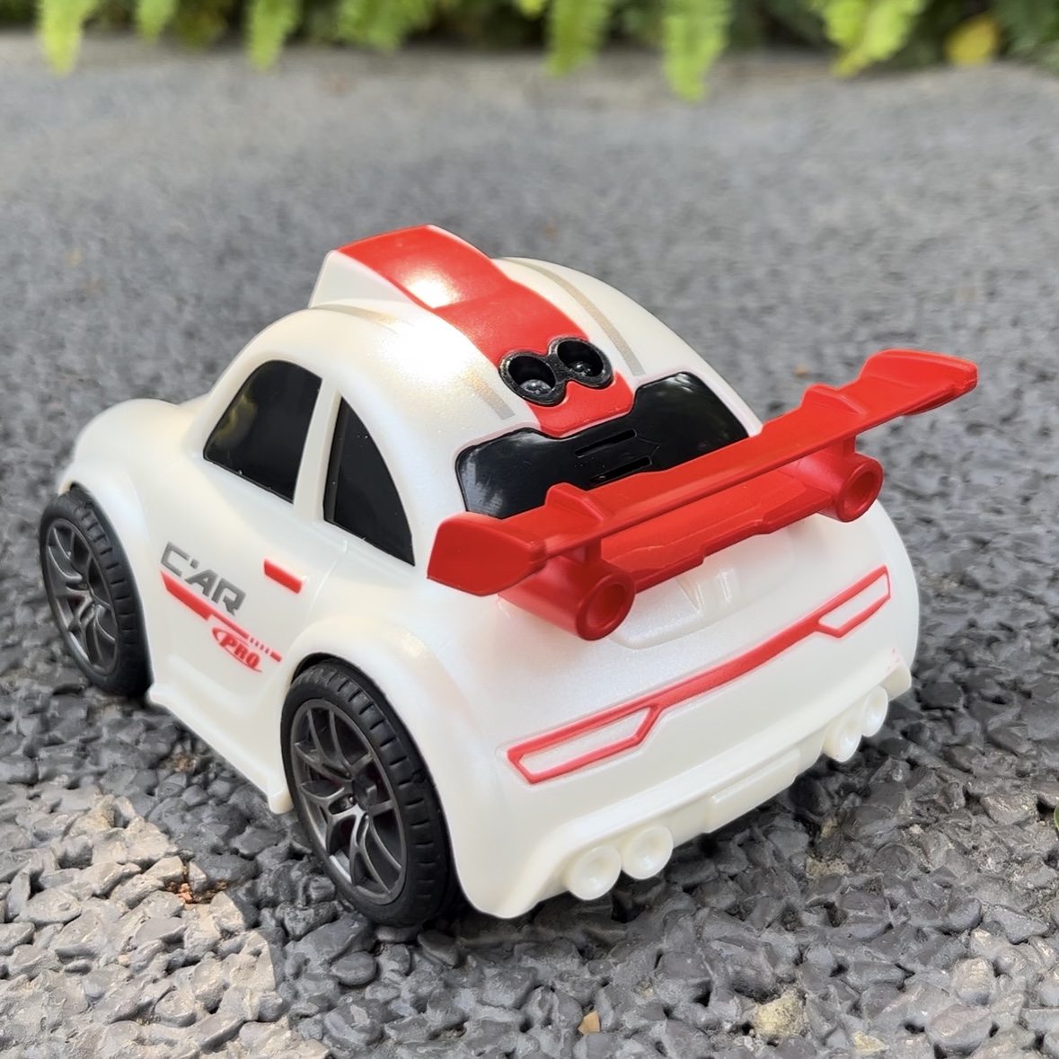 Nieuwe RC C6 Drift Auto met Du - Toolkitrc M6Dac Smart Charger recensie en prijs